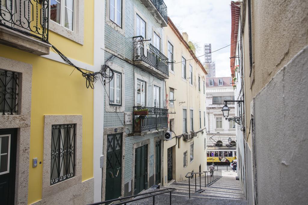 Lisbon Inn Bica Suites Exterior foto